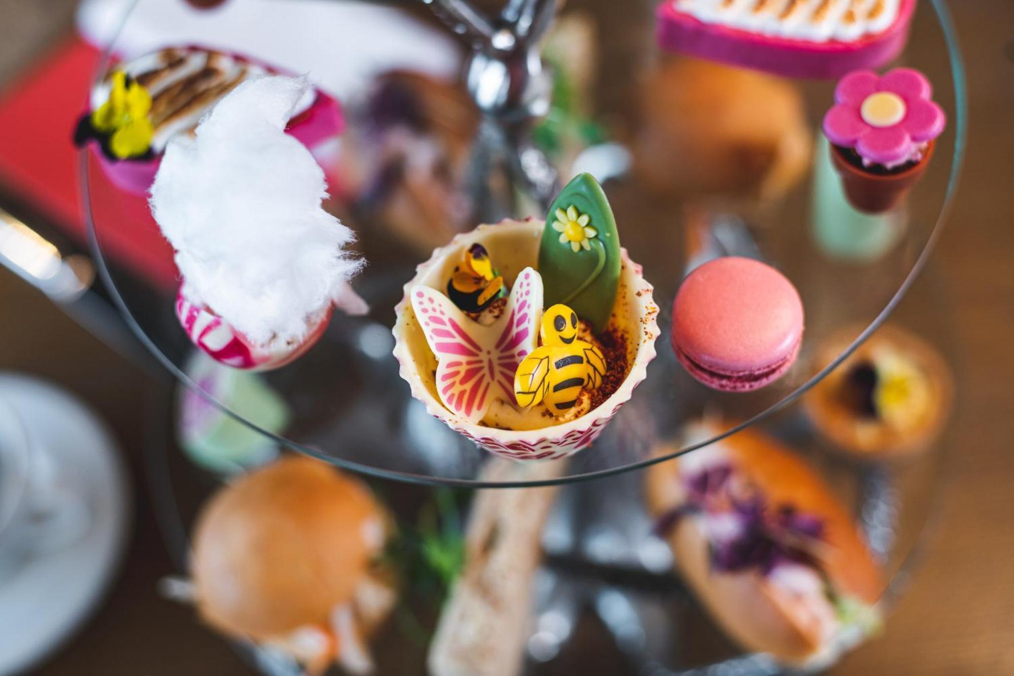Harbour Hotel & Spa Southampton Ngoại thất bức ảnh A high tea at the Fairmont San Francisco