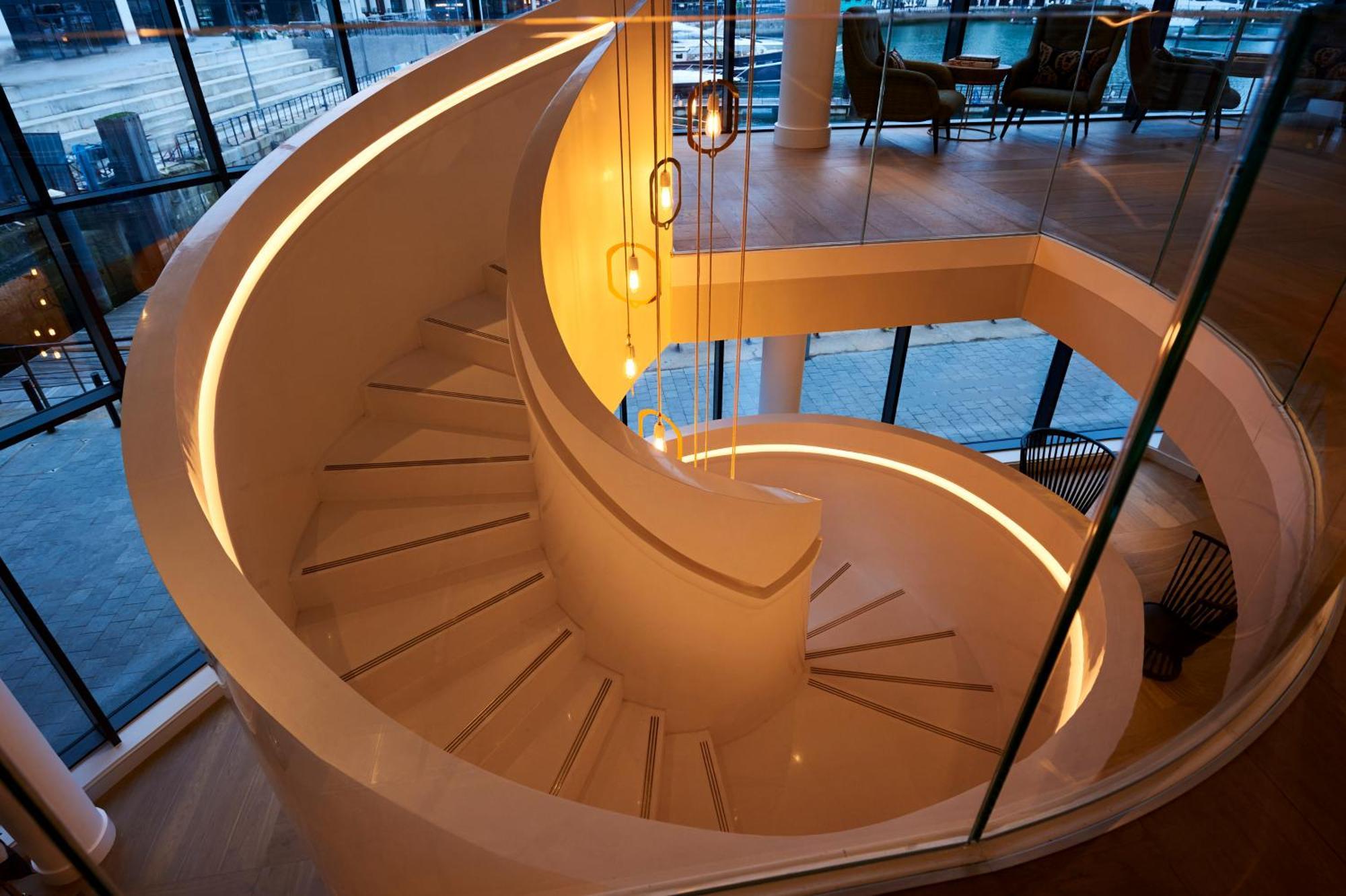 Harbour Hotel & Spa Southampton Ngoại thất bức ảnh Spiral staircase at the National Museum of Scotland