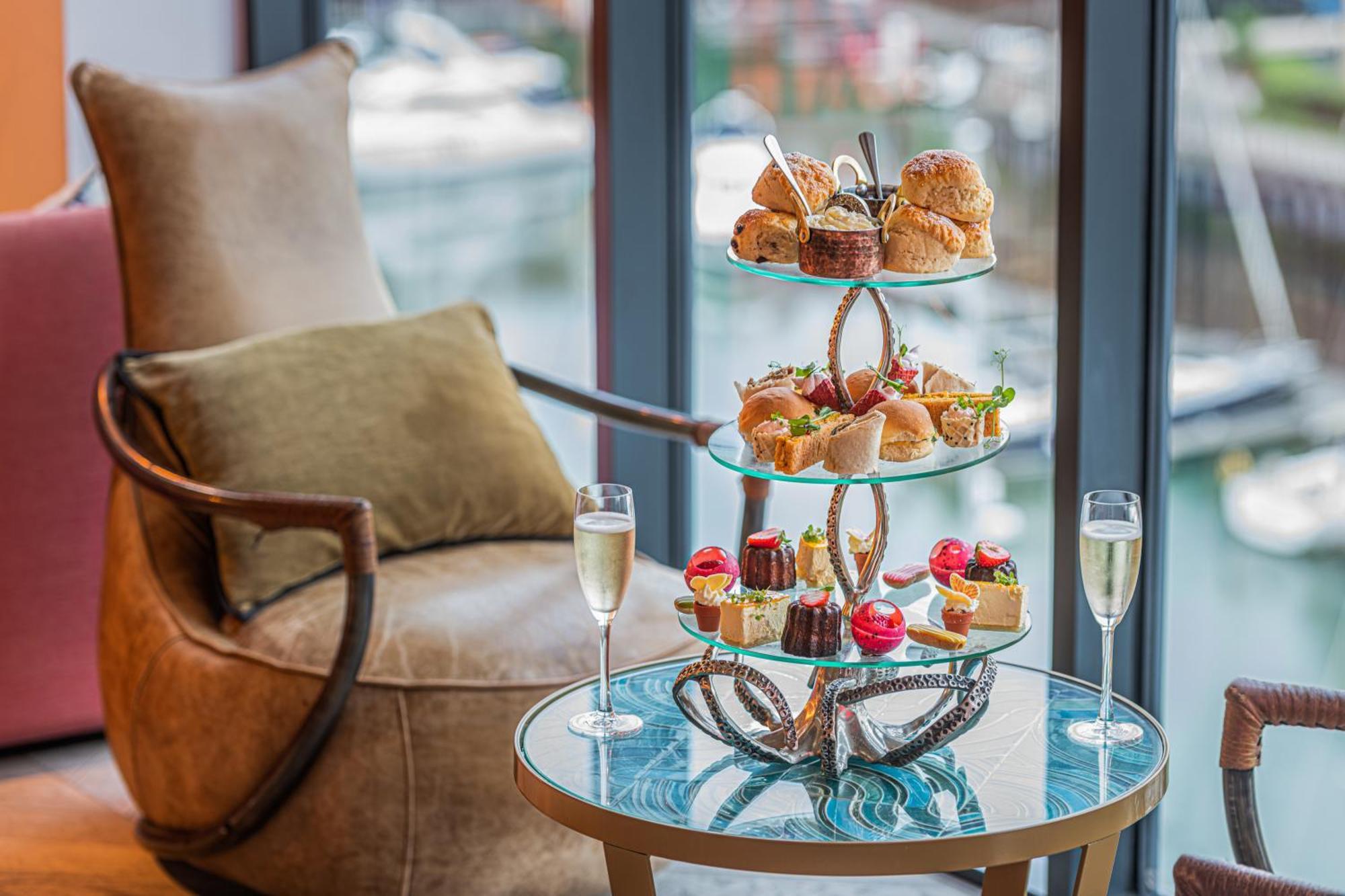 Harbour Hotel & Spa Southampton Ngoại thất bức ảnh Afternoon tea at the InterContinental London The O2