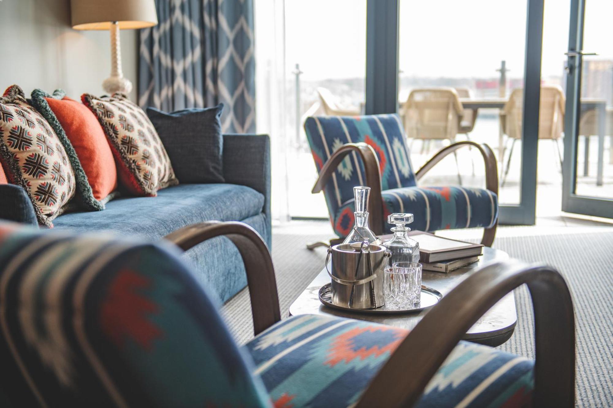 Harbour Hotel & Spa Southampton Phòng bức ảnh A suite at the hotel