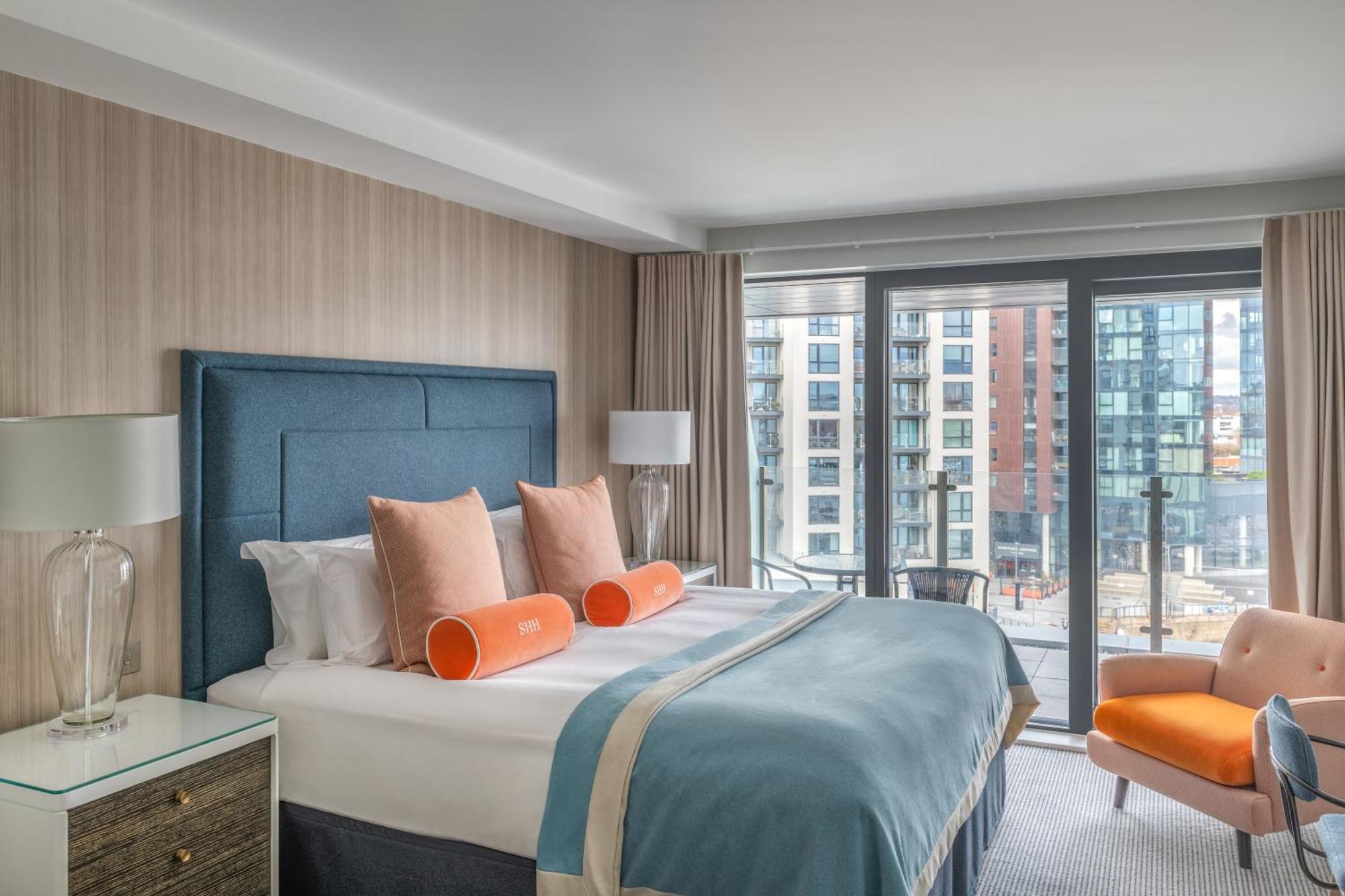 Harbour Hotel & Spa Southampton Phòng bức ảnh A bedroom at the Hilton London West End